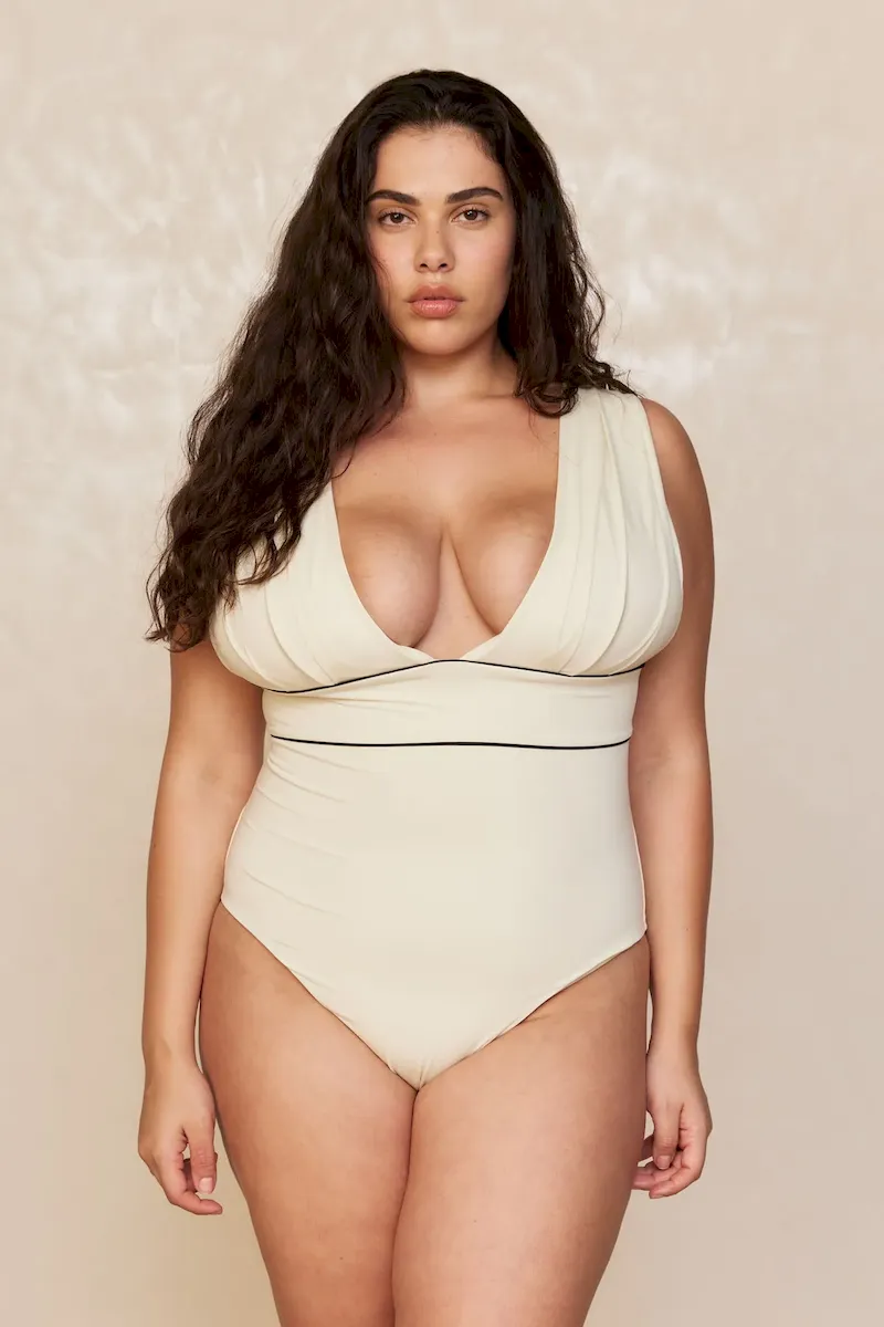 Aruba One Piece Ivory/Black - Image 8