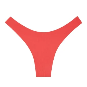 Byron Bottom Strawberry